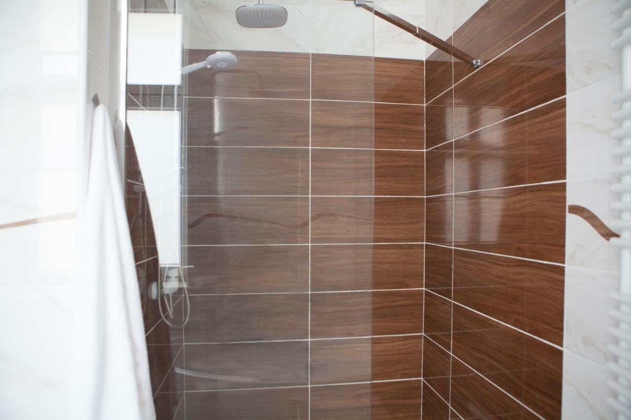 Czar Garbar Appartement Poznań Buitenkant foto