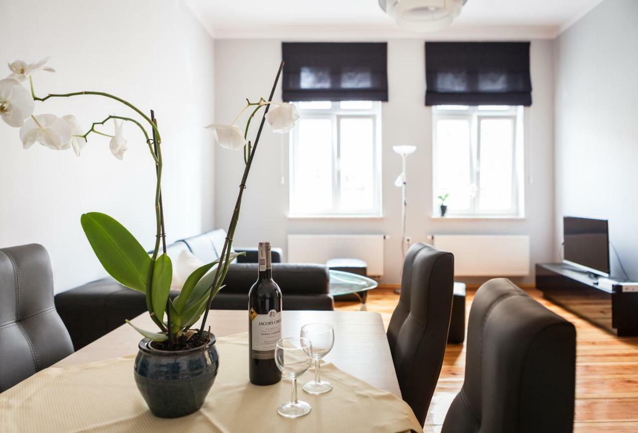Czar Garbar Appartement Poznań Buitenkant foto